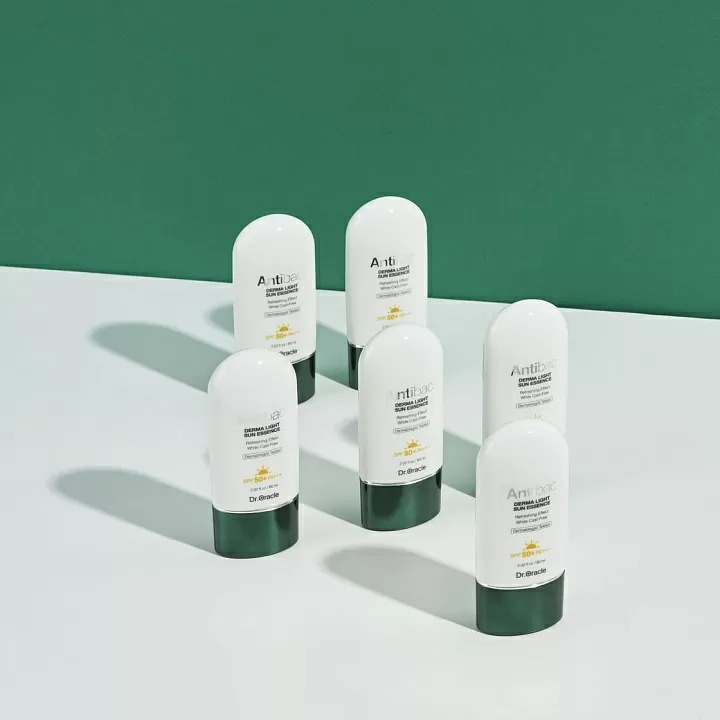 Dr. Oracle Antibac Derma Light Sun Essence SPF50+ РА+++