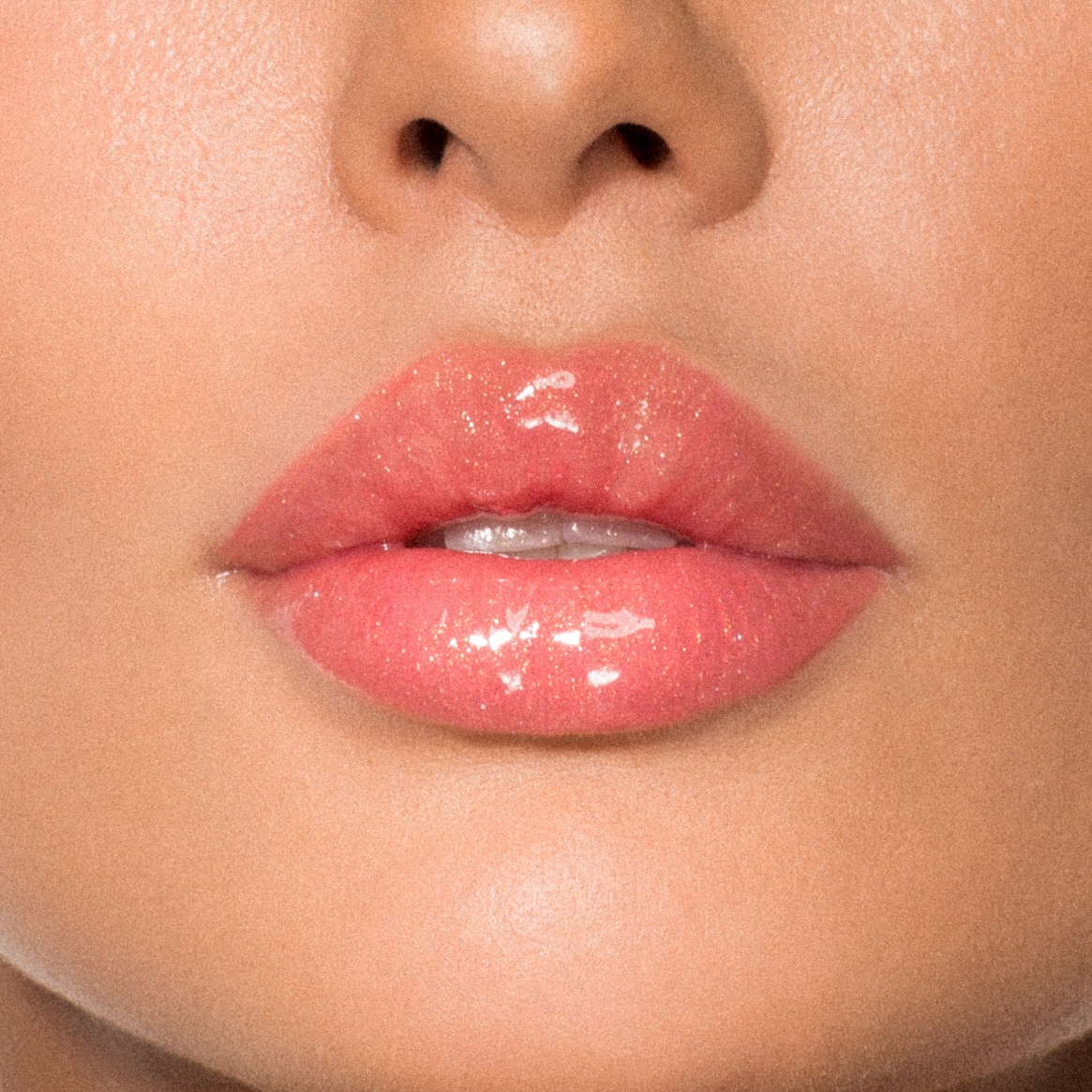 LUSCIOUS LIPS™  №326 «Main Attraction»