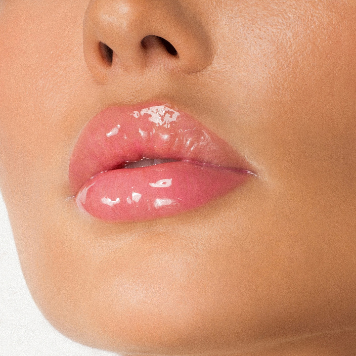 LUSCIOUS LIPS™ №325 «Petal Rebel»