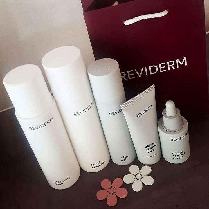 Reviderm Facial cleanser