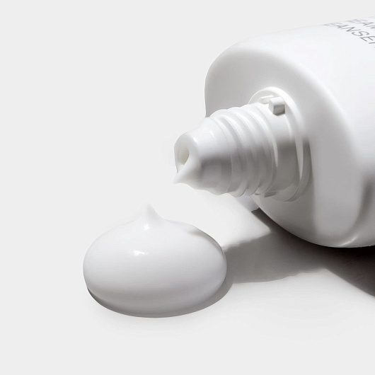 IS CLINICAL CREAM CLEANSER