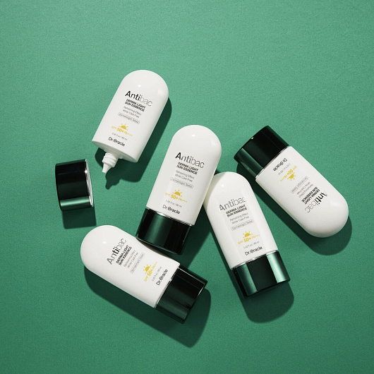 Dr. Oracle Antibac Derma Light Sun Essence SPF50+ РА+++