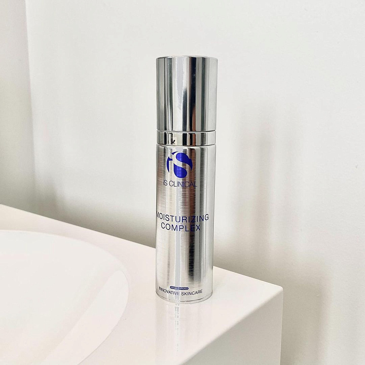 IS CLINICAL MOISTURIZING COMPLEX