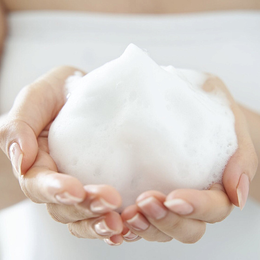 Dr. Oracle Antibac Premium Acne Cleansing Foam