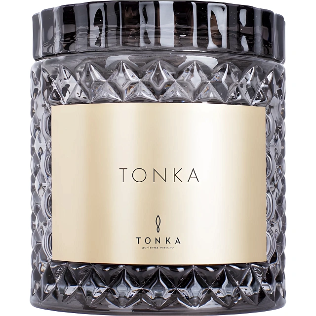 Tonka Candle 220