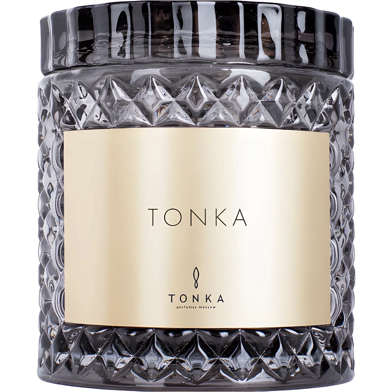 Tonka Candle 220
