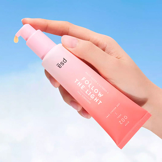 PSA FOLLOW THE LIGHT: Multi Acids & Vitamin C Radiance Peel