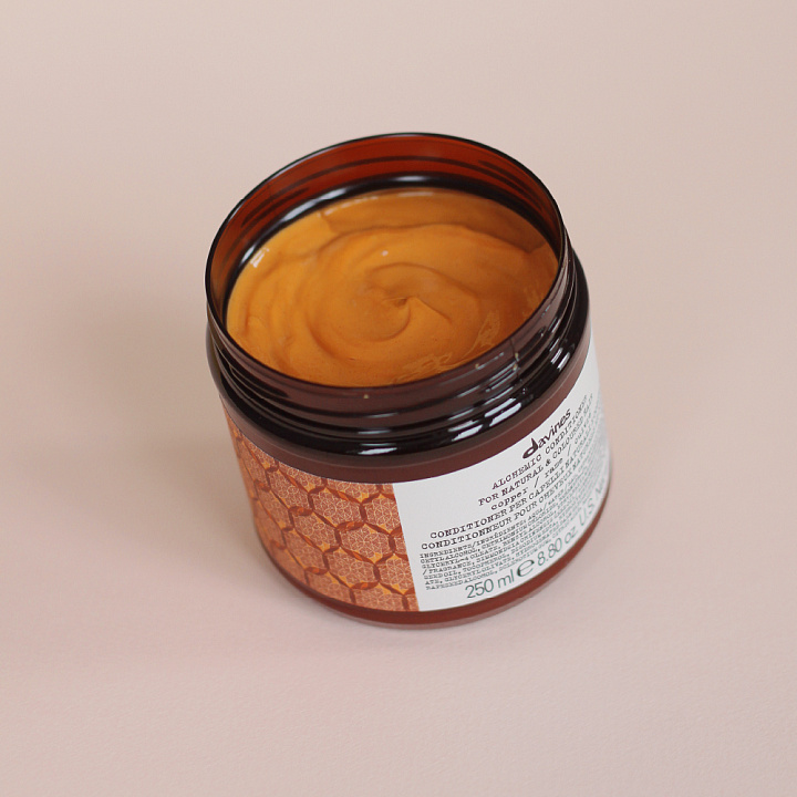 Davines Alchemic Conditioner For Natural And Coloured Hair (Cooper)