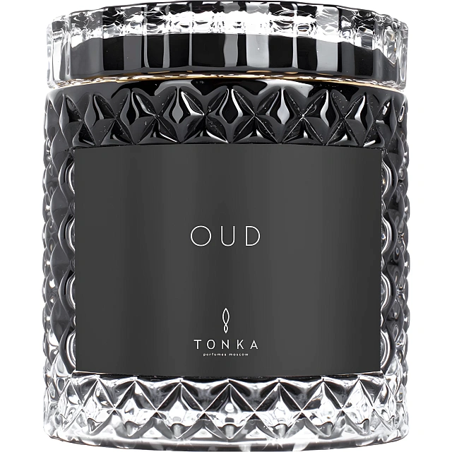 Tonka Candle Oud 220