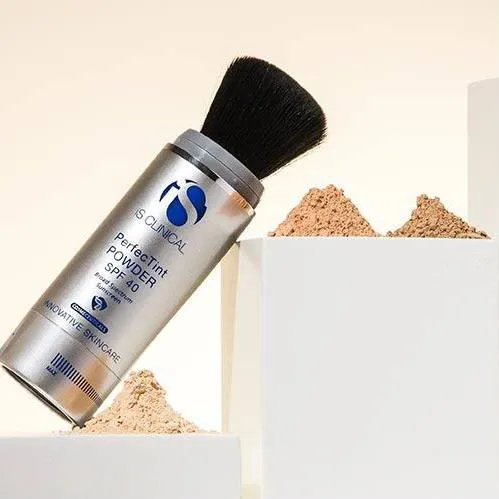 IS Clinical PerfecTint Powder SPF 40