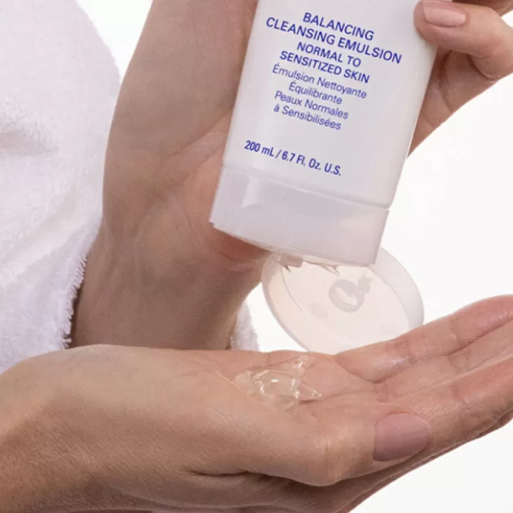 ZO SKIN HEALTH BALANCING CLEANSING EMULSION