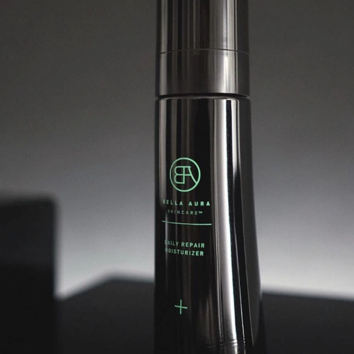 BELLA AURA DAILY REPAIR MOISTURIZER
